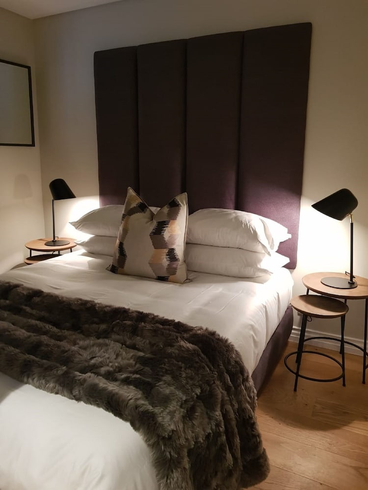 The Docklands by ITC Hospitality 20/50
