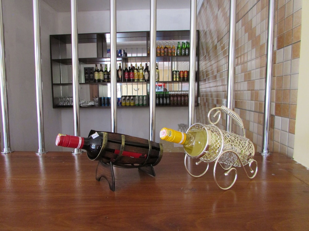 Retro Boutique Hotel Limited 14/42