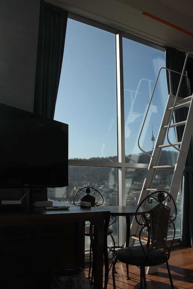 Myeongdong Merlin Hotel 46/65