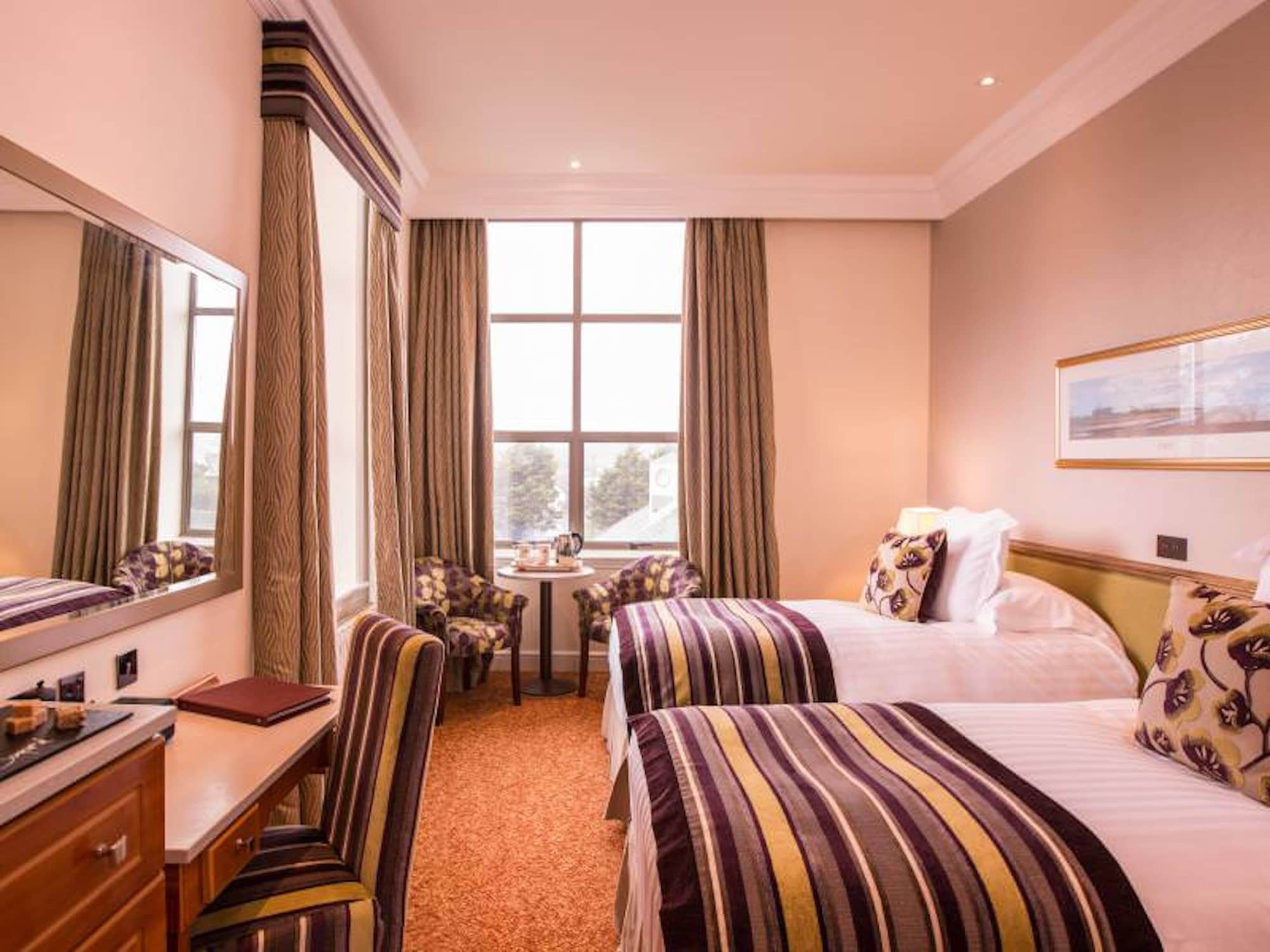Resort, Superior, King Bed
