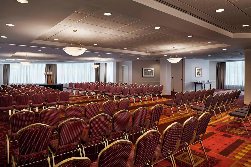 Sheraton Inner Harbor 34/50