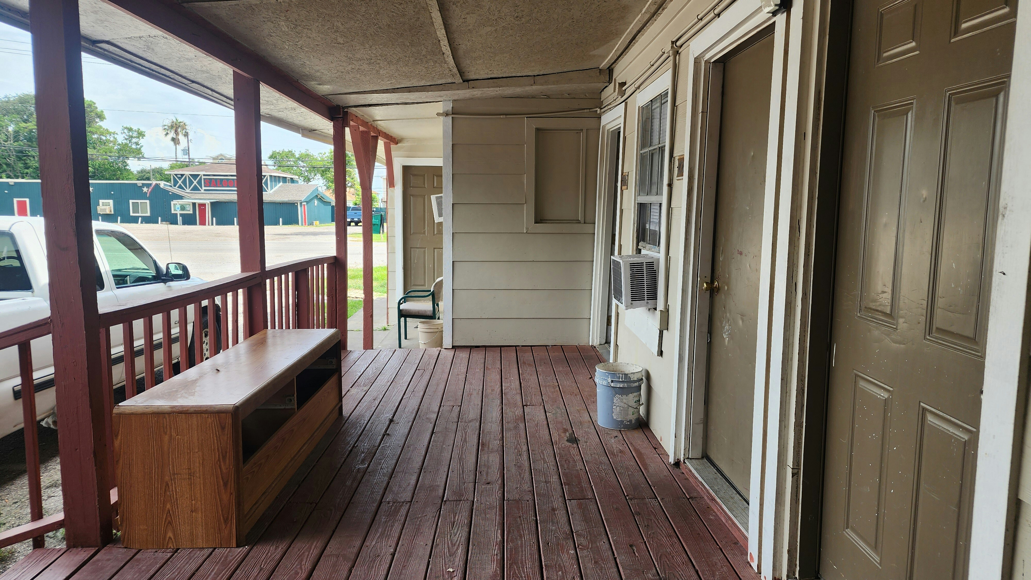 OYO Bay Inn 16/30