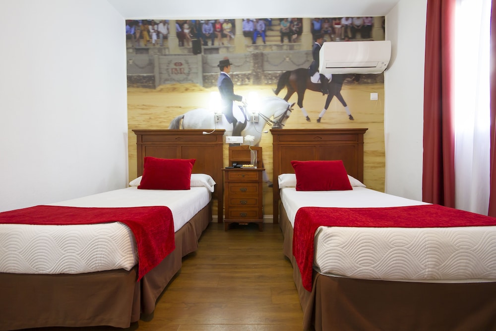 Hotel El Tajo and Spa 10/65
