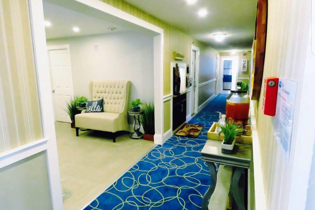 RODEWAY INN LOGAN INTERNATIONAL AIRPORT 26/26