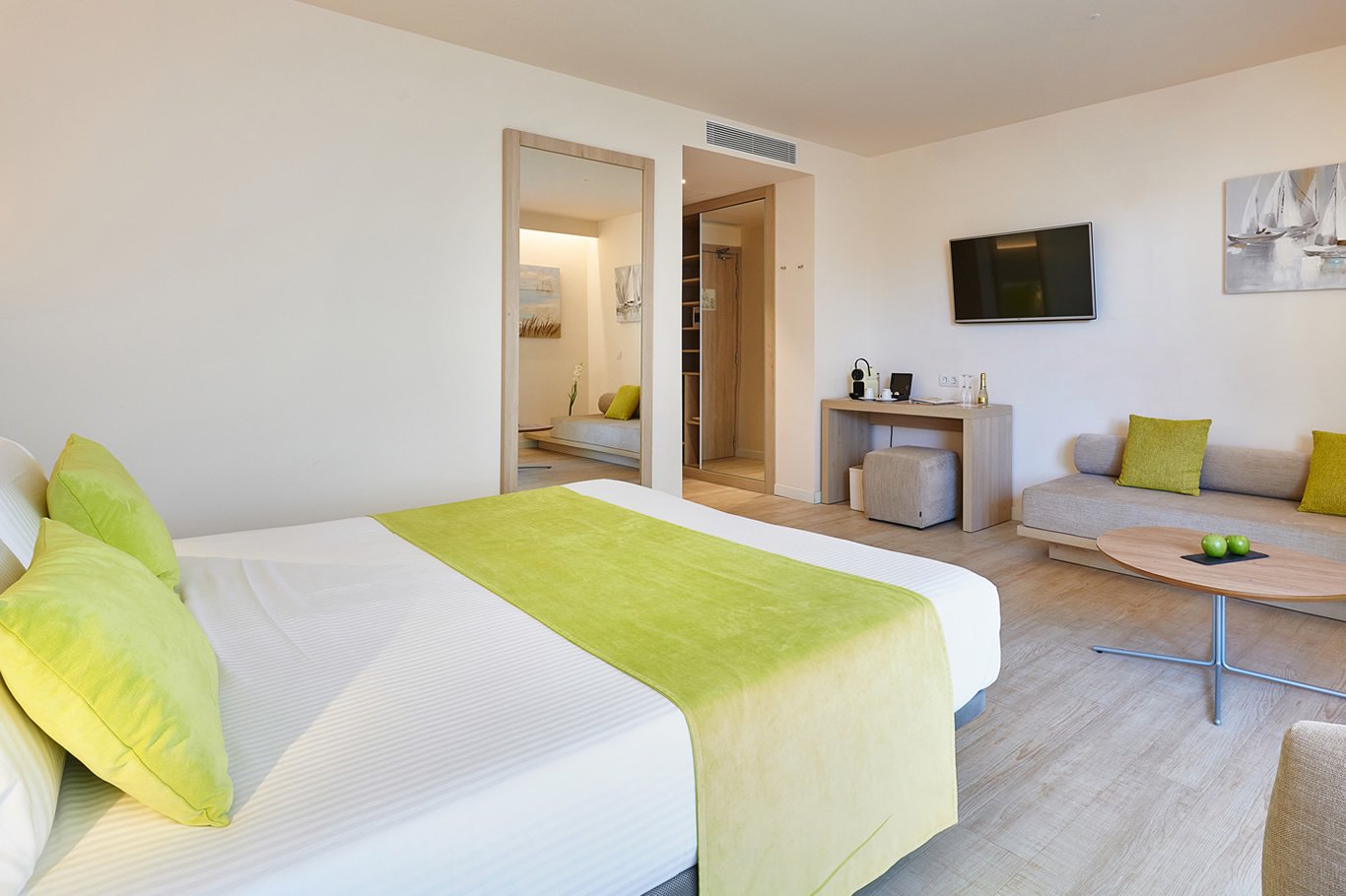 Junior Suite, Superior, Lateral Side Sea View، Hotel Sabina & Suites 2/2