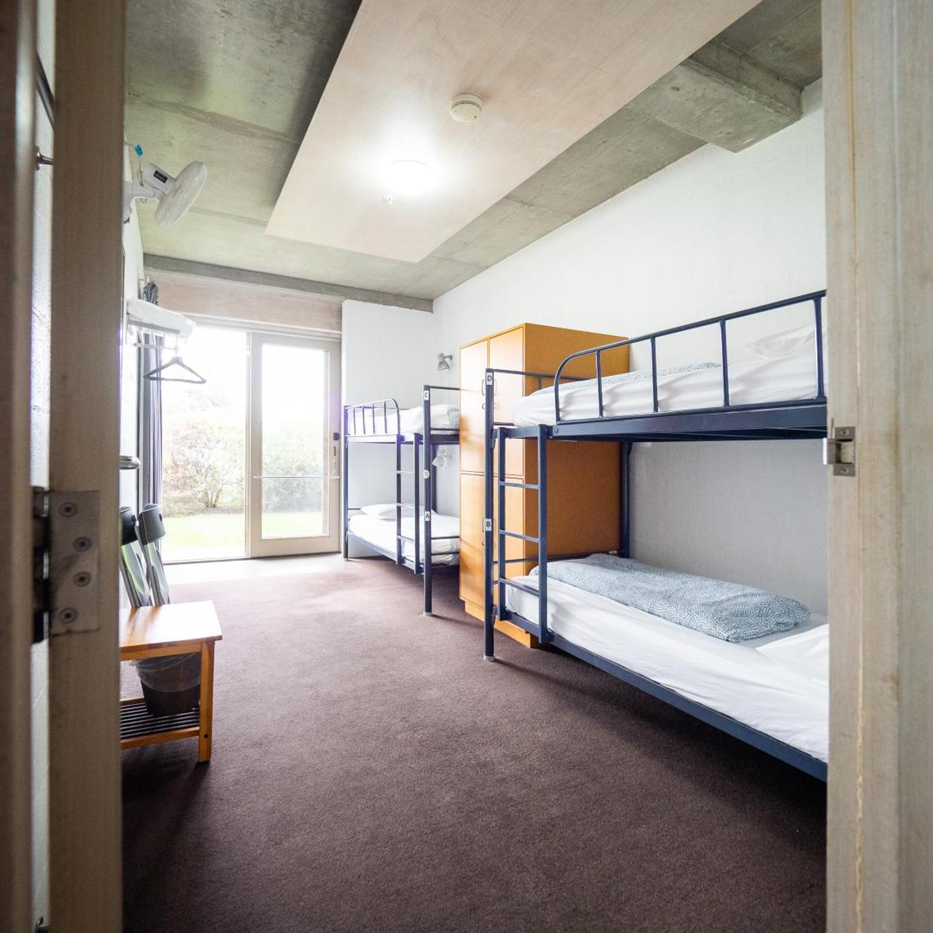 YHA Apollo Bay Eco 27/59