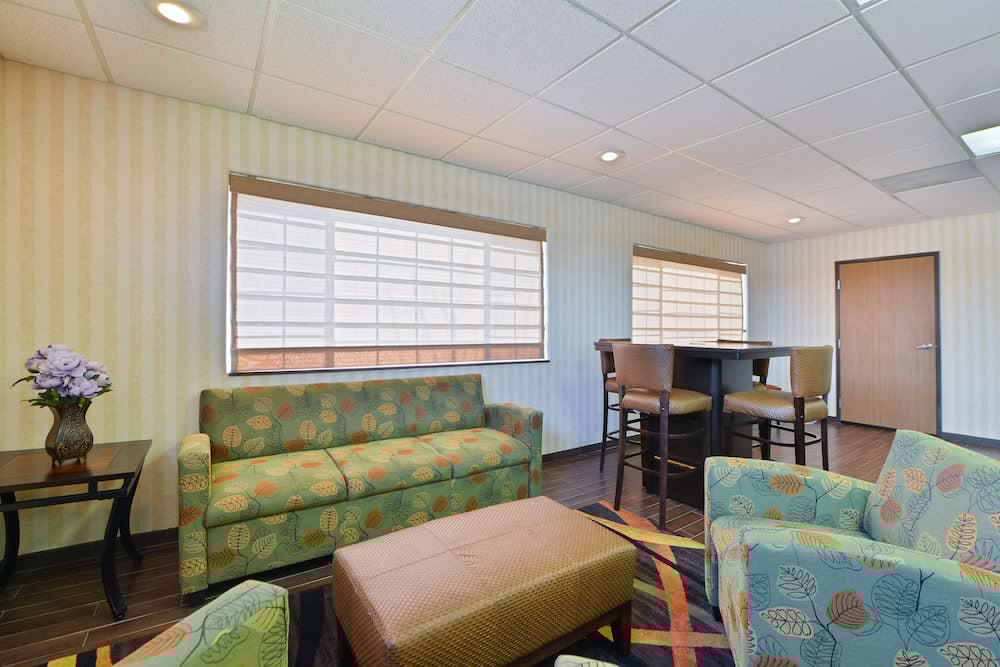 Best Western Plus Meridian 23/35