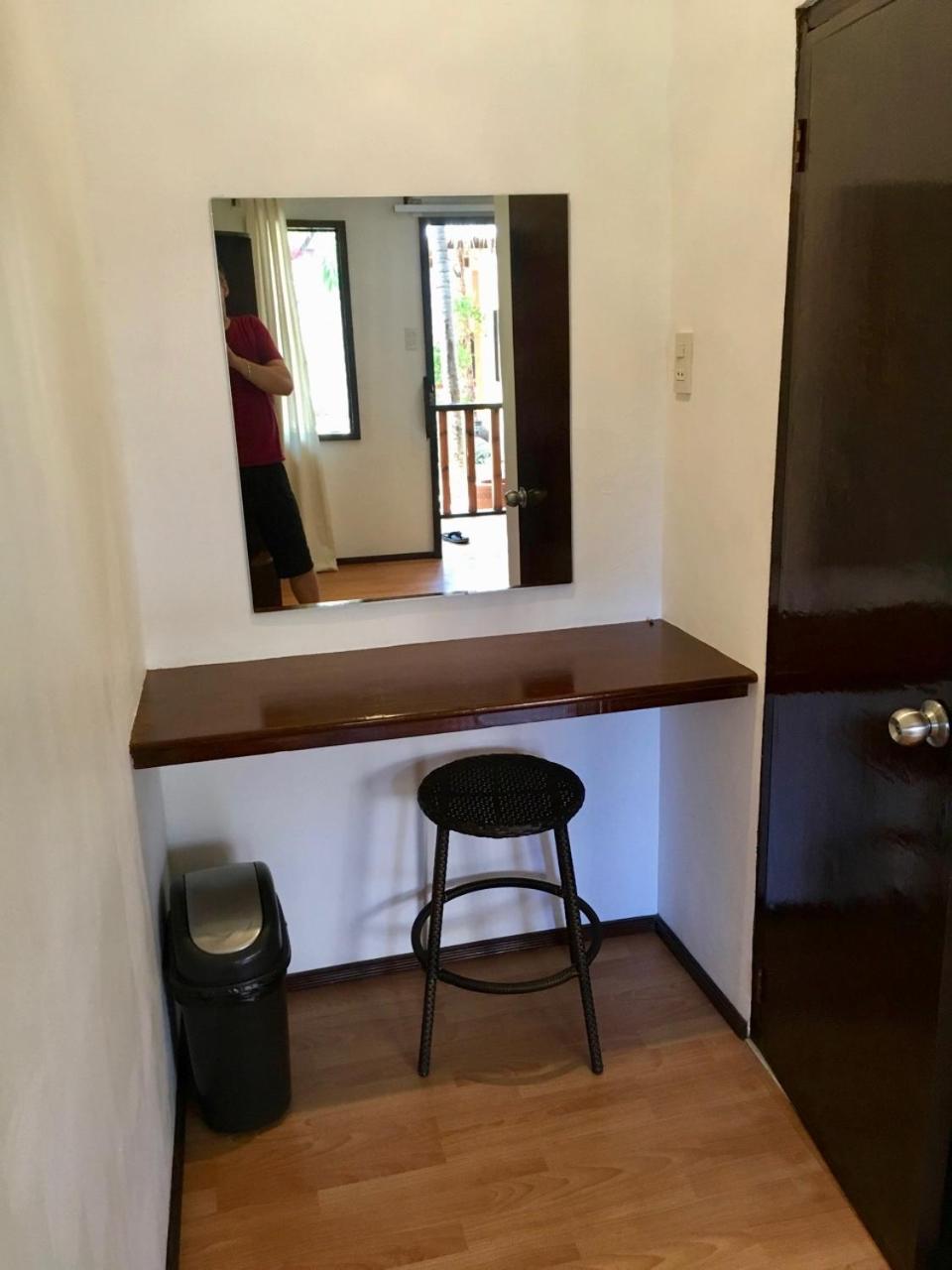 Pyramid Alona 32/50