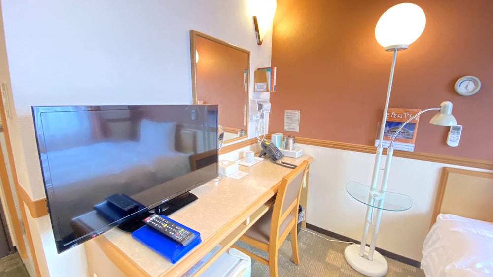 Toyoko Inn Matsuyama Ichiban Cho 50/50
