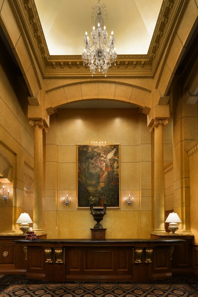 Executive Le Soleil Hotel 10/63