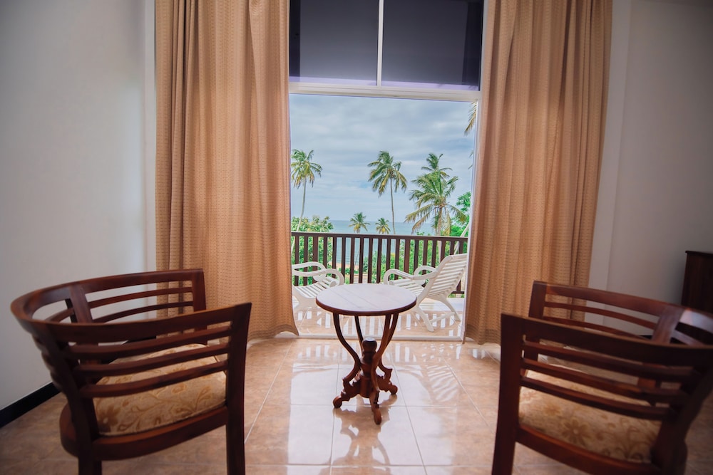 Sole Luna Resort And Spa 43/50