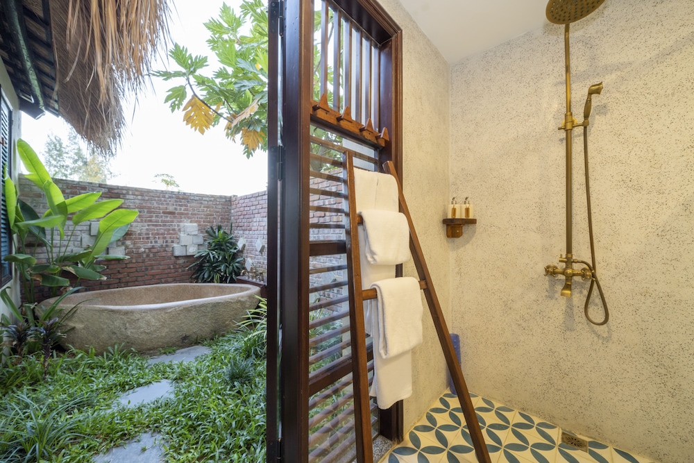 Zest Villas And Spa Hoi An 12/70