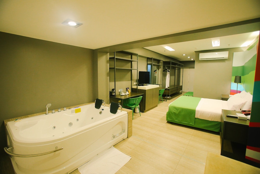 Boracay Uptown 43/43