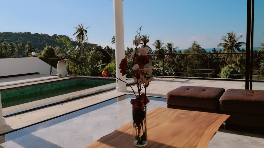 Sammy's Villa No.11 5/7