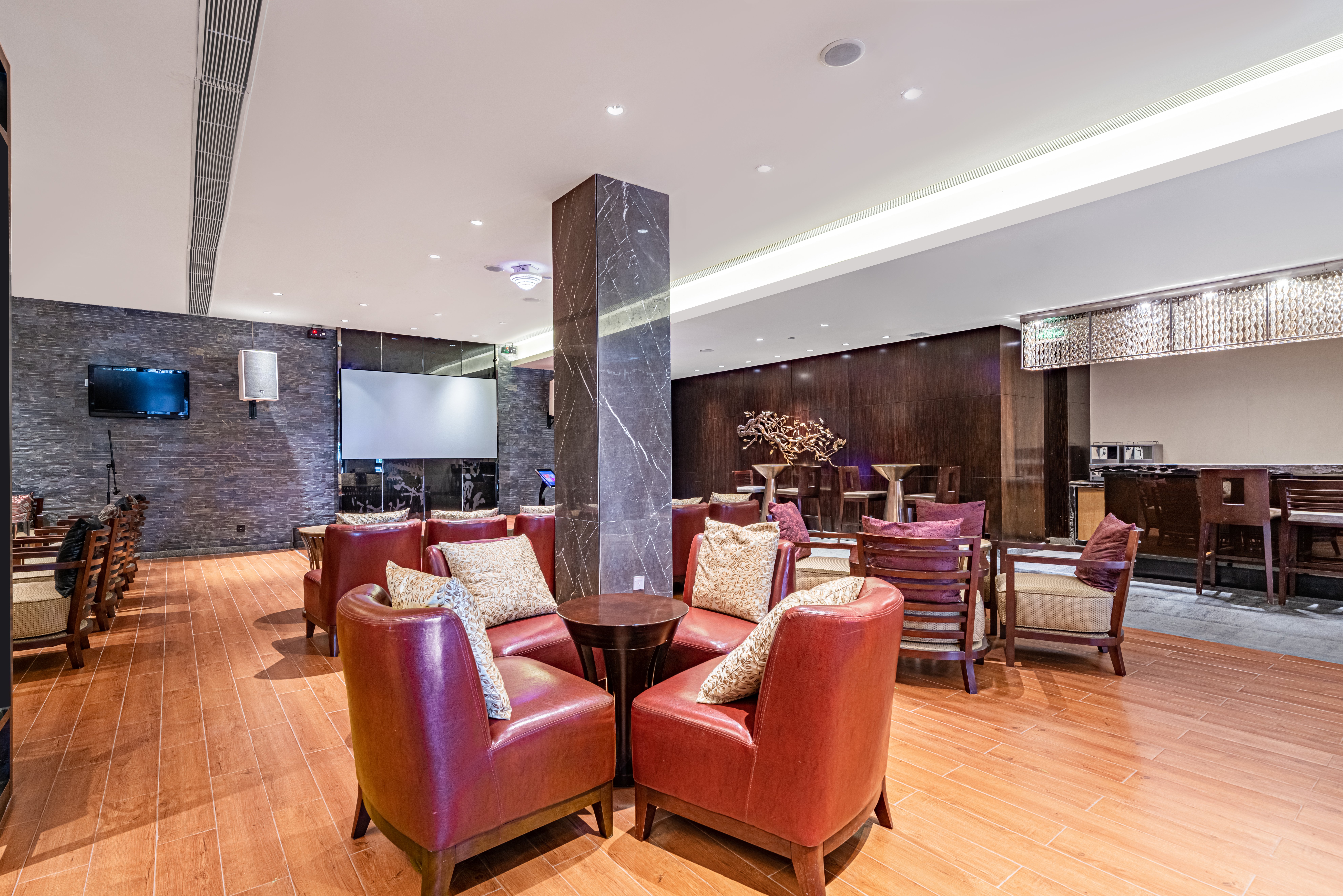 HOLIDAY INN RESORT CHAOHU HOT SPRING 24/40