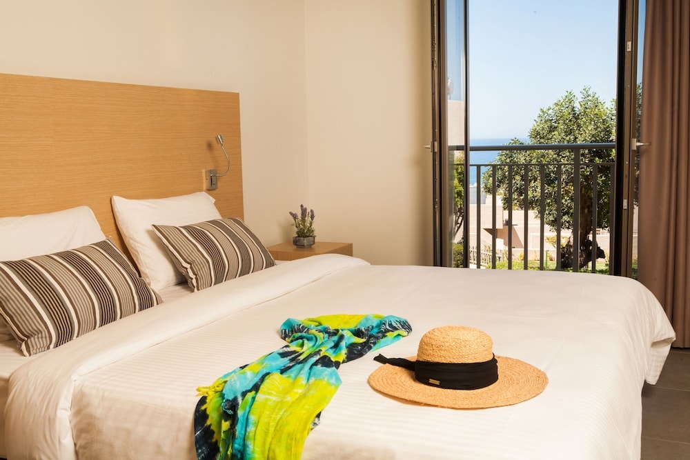 2 Bedrooms, Suite, 4 Beds, 2 Sofa