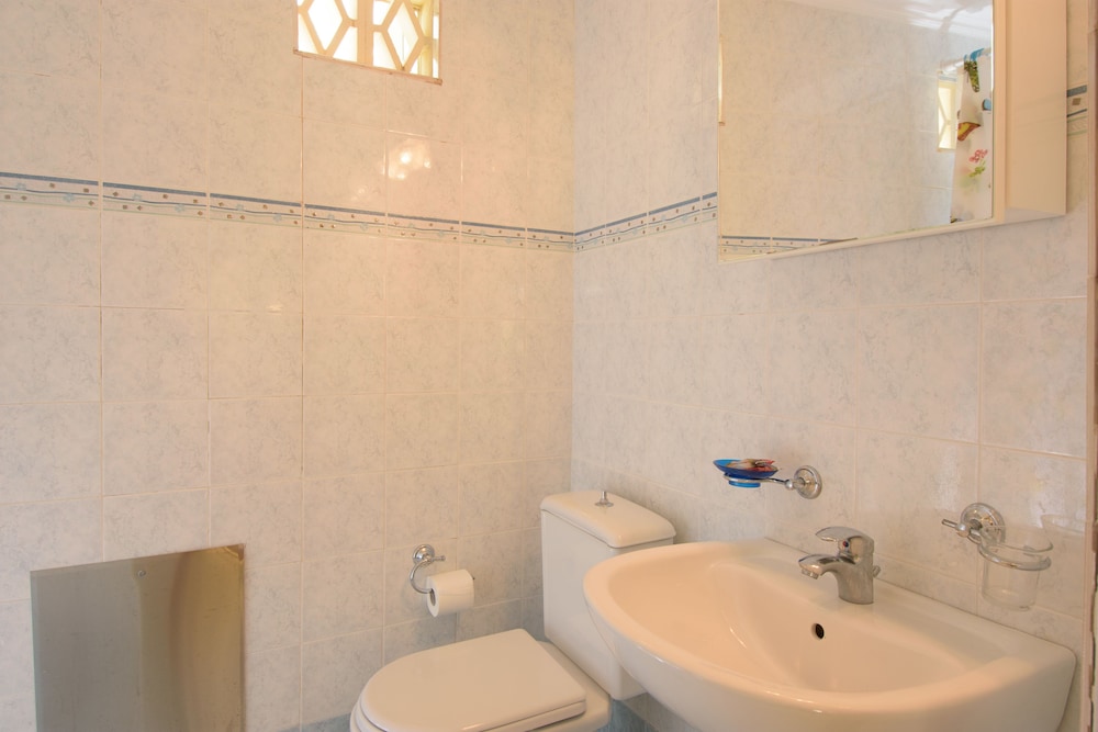 Ammoudara Beach Hotel Apartments 65/67