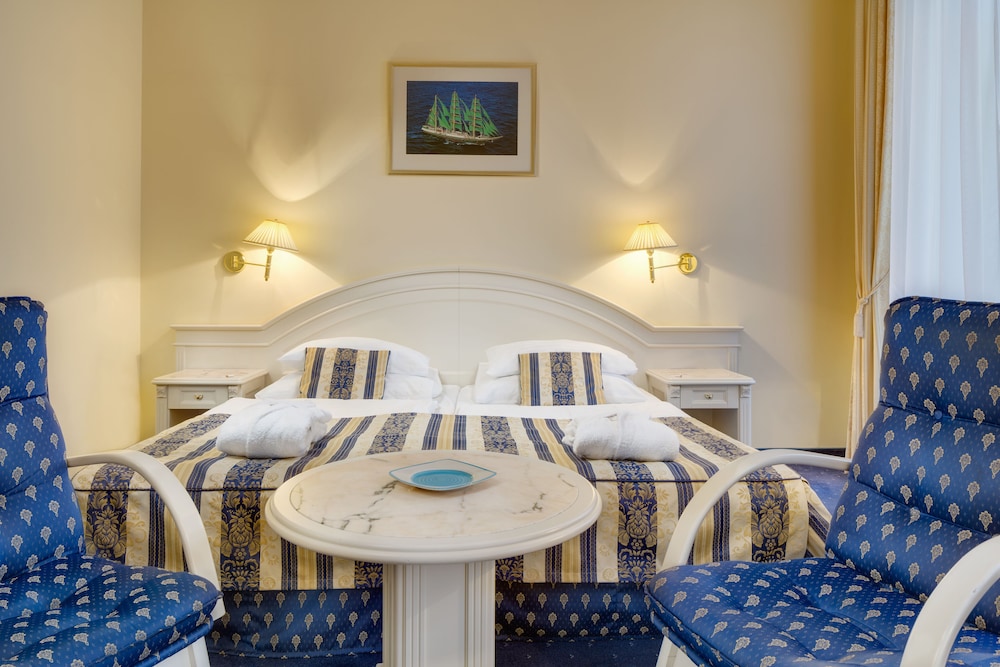 Pacific Ensana Health Spa Hotel 31/42