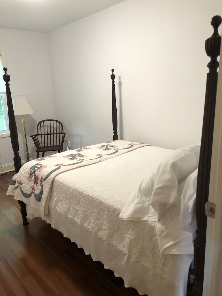 Oak Grove Bed and Breakfast 5/50
