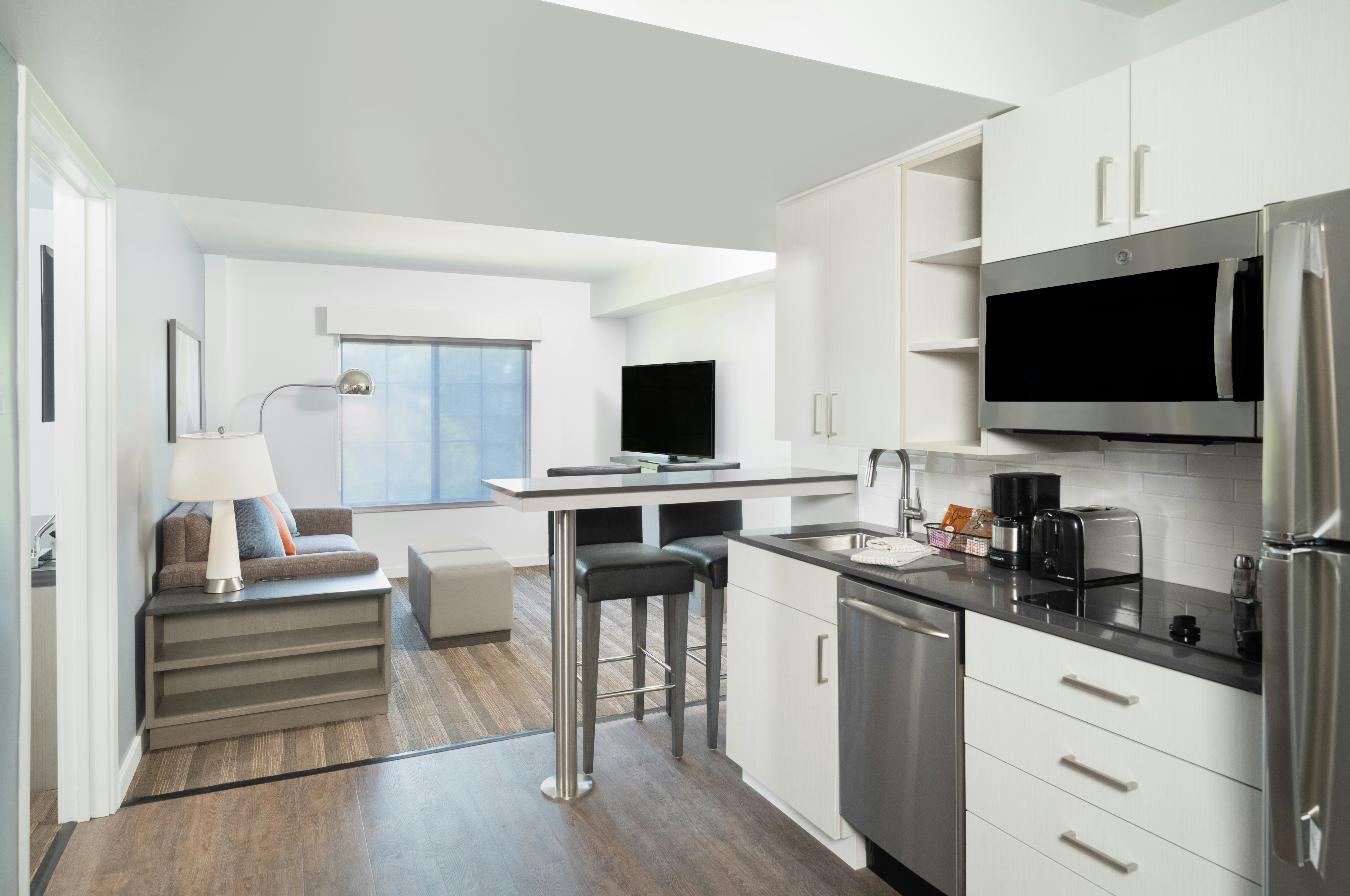 HYATT house White Plains 47/74