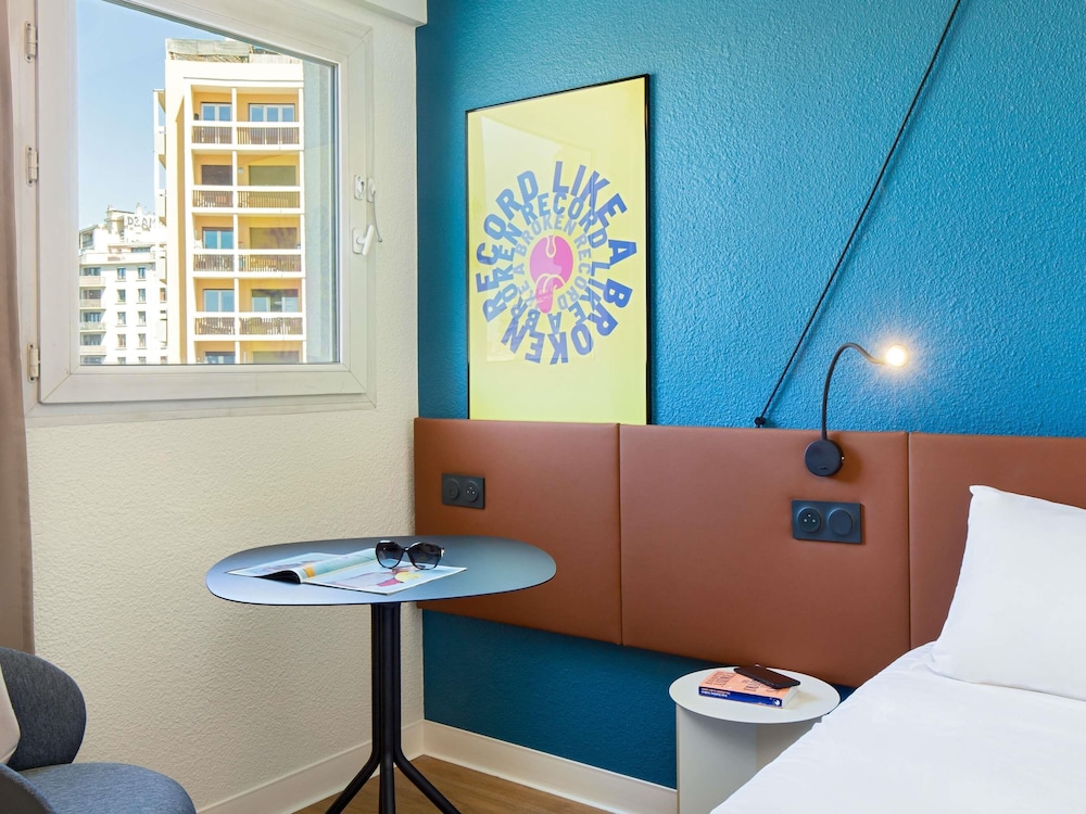 ibis Marseille Timone 67/73