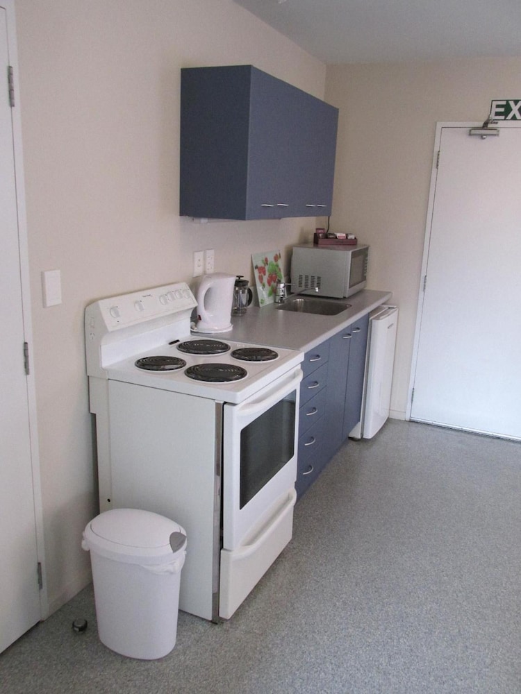 Addington Court Motel 16/36