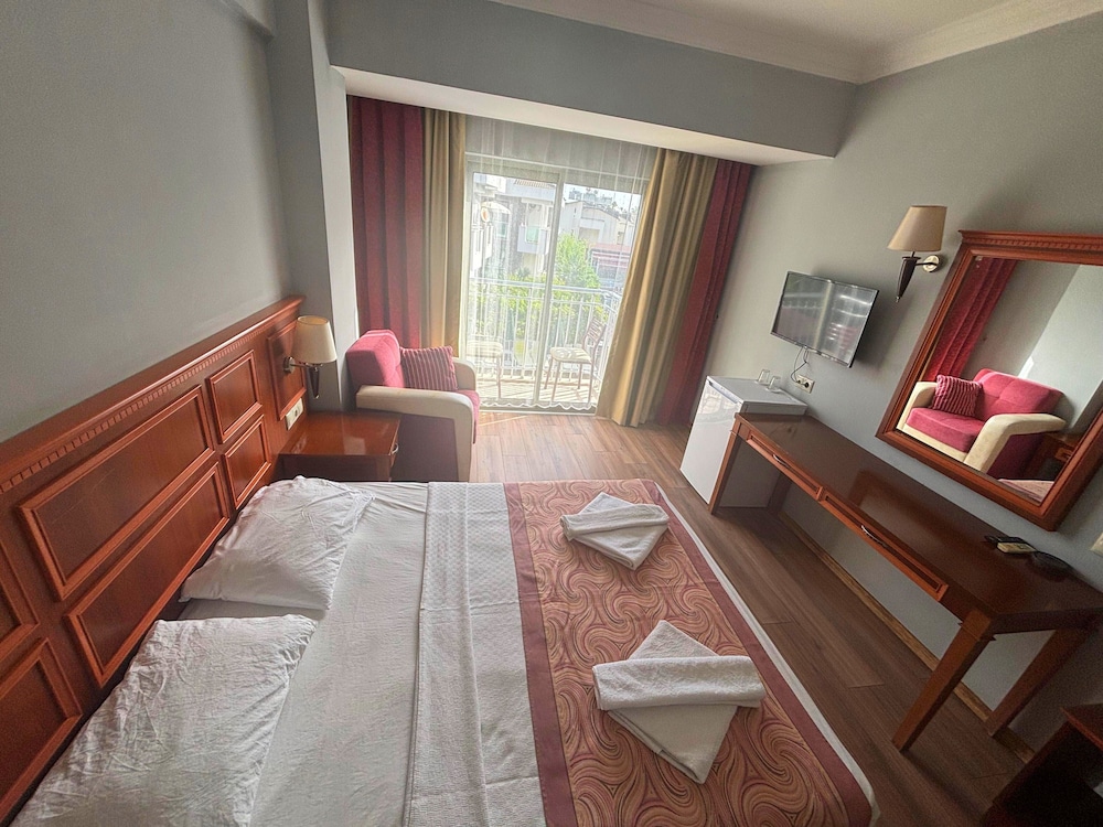 Grand Nar Hotel (Ex. Himeros Club Hotel) 17/50