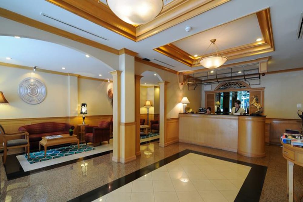 Lobby at Admiral Suites Bangkok, BANGKOK