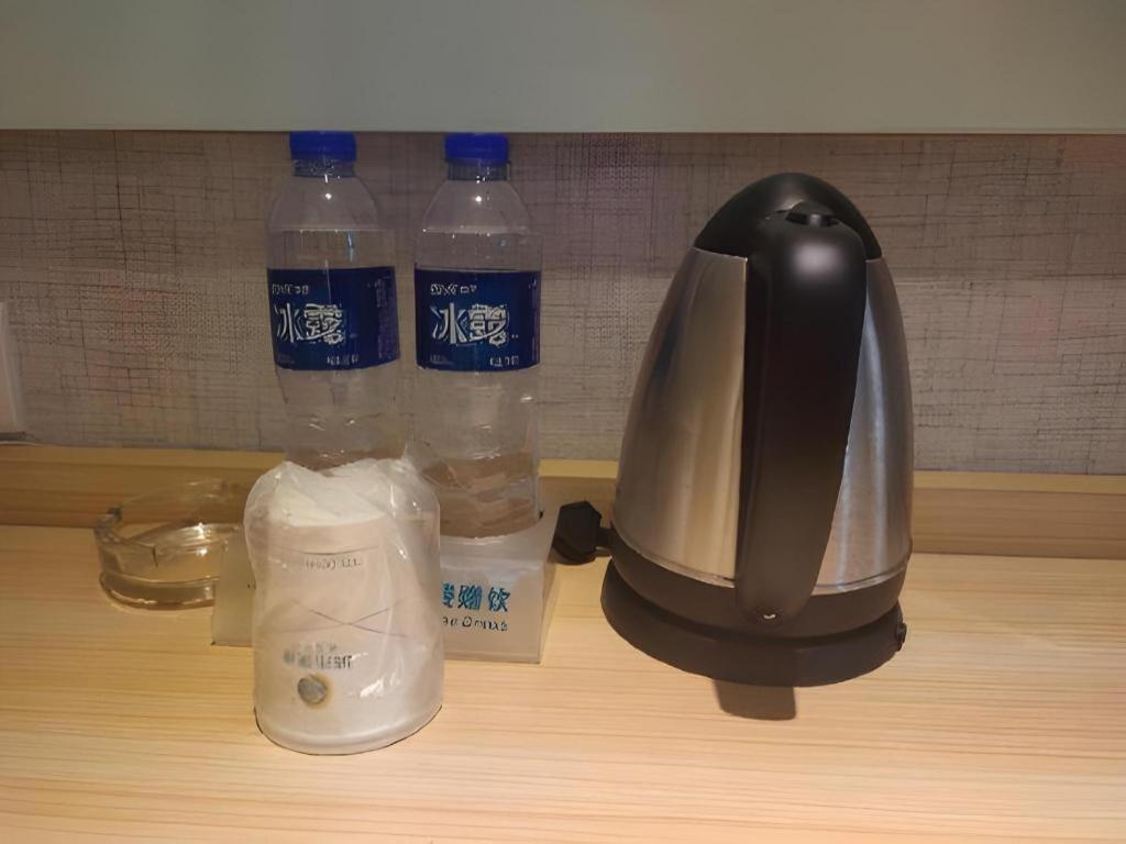 City Comfort Inn (Guangzhou Tiyu West Road Metro Station) 26/48