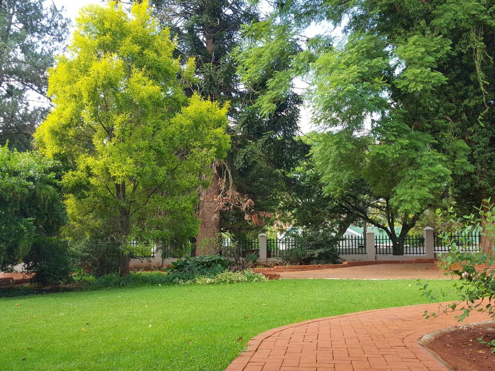 Bellevue Manor Guest House 8/12