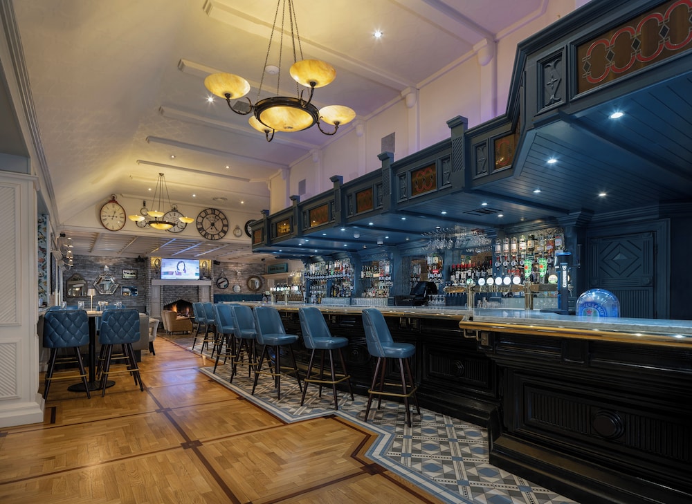 Treacys Oakwood Hotel, Shannon 47/55