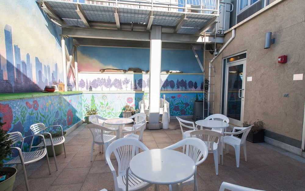 Nesva Hotel 30/37