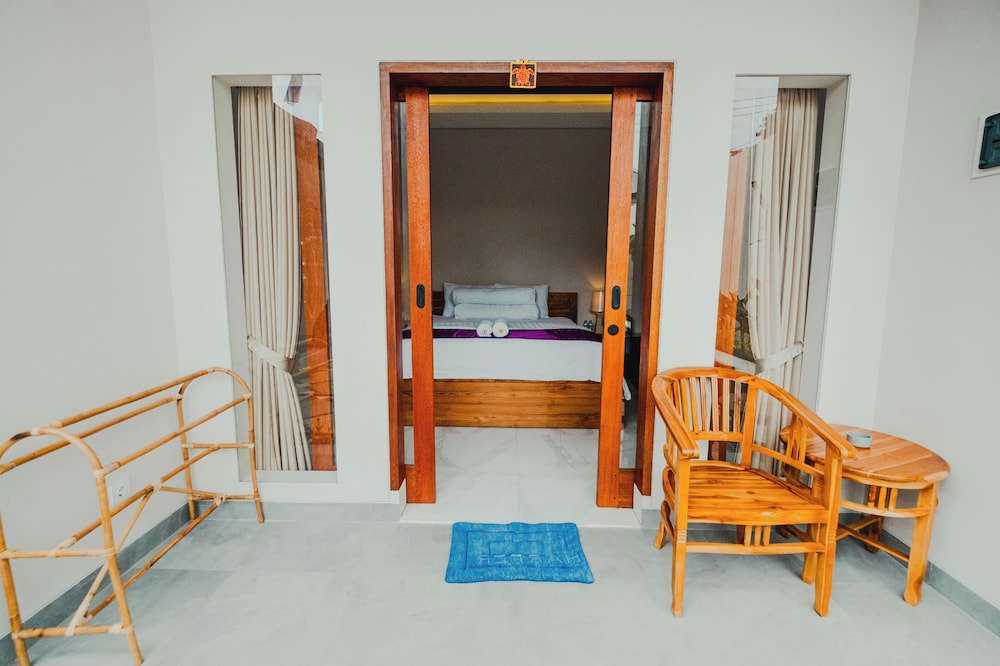 Turtle Shelter Guest House 19/27
