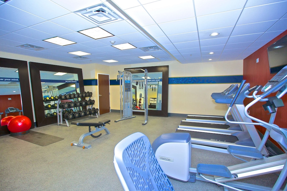 Hampton Inn Atlanta Mcdonough 23/44