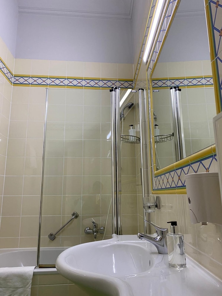 Boutique Hotel Nossek 46/50