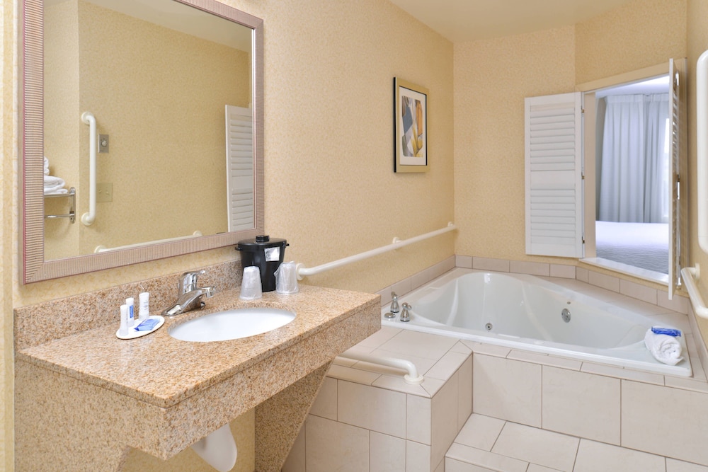 Fairfield Inn & Suites by Marriott Birmingham Bessemer 15/49