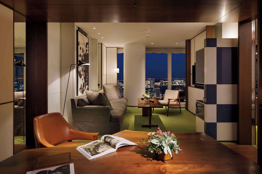 Andaz Tokyo Toranomon Hills 48/69