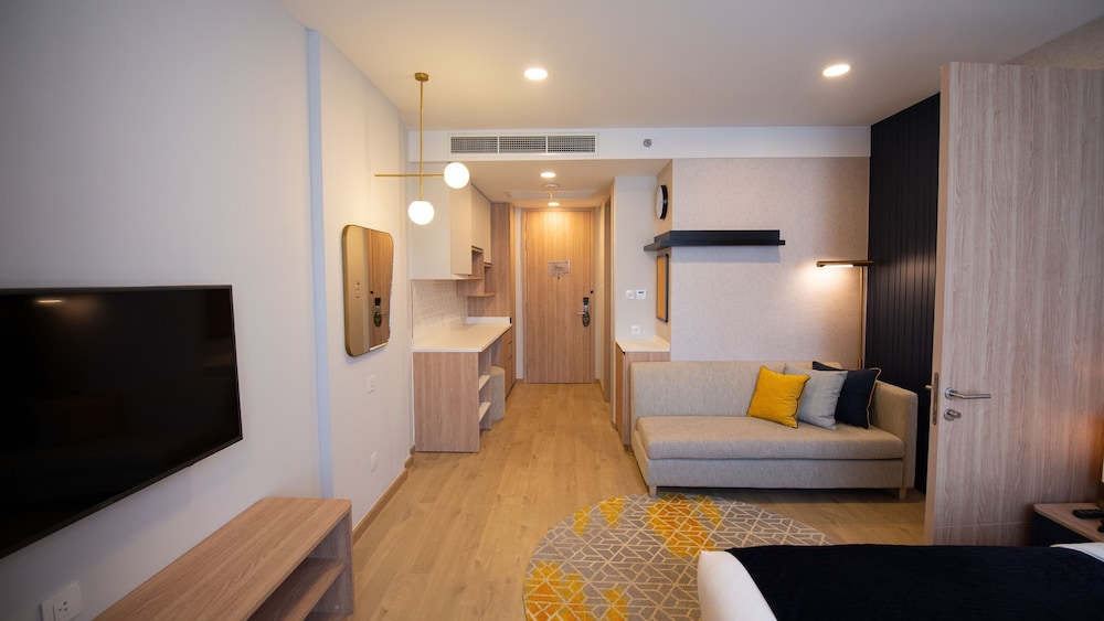Staybridge Suites Bangkok Thonglor 41/80