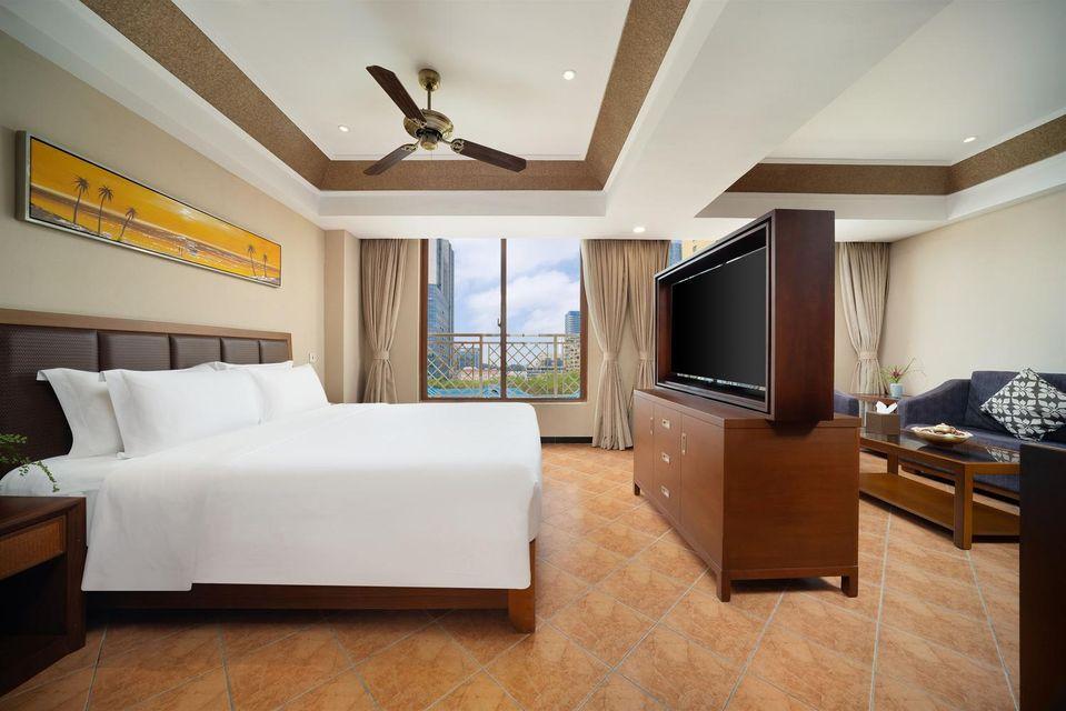 Studio, Double Bed