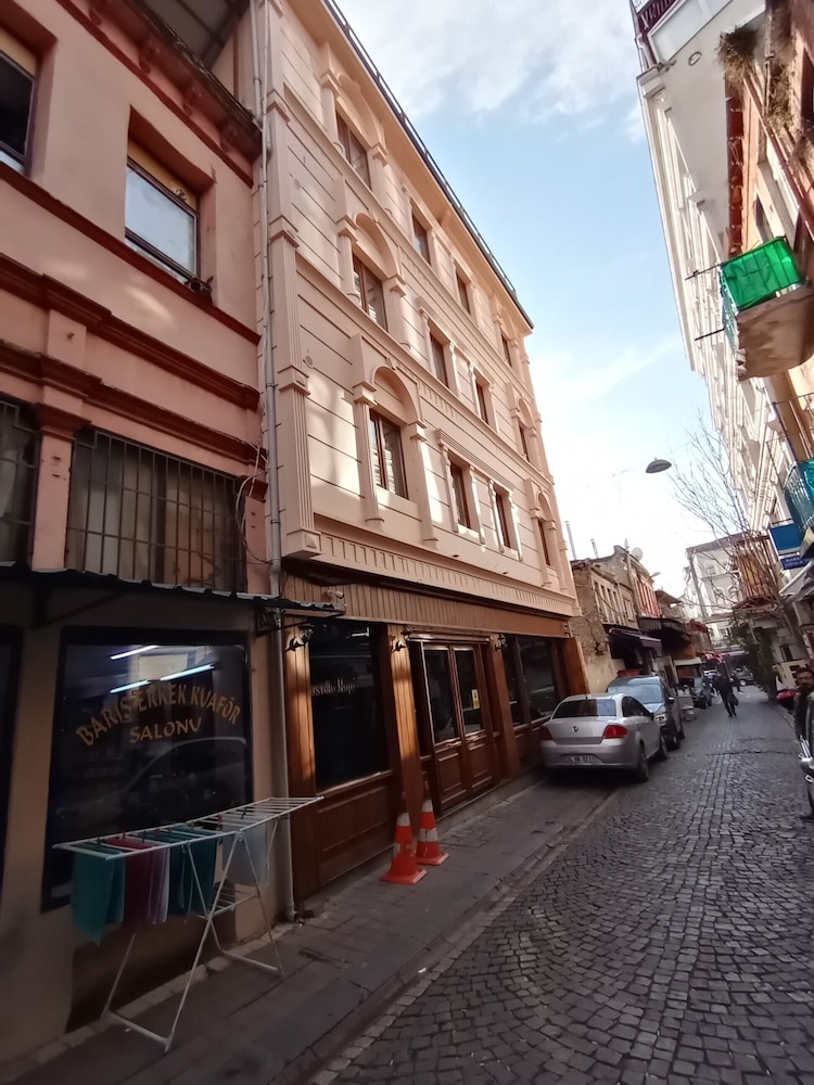 Castillo Rojo Hotel Istanbul 47/53