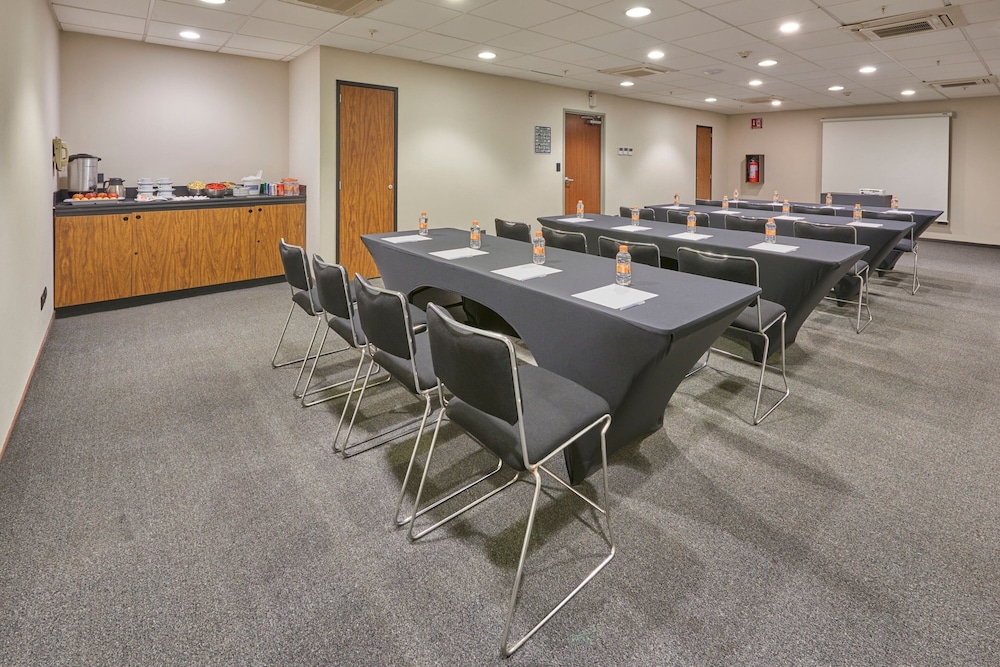 City Express by Marriott Cananea 57/61