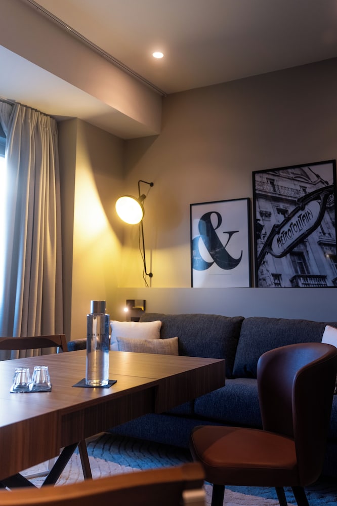Hotel Mercure Paris Tour Eiffel Pont Mirabeau 29/49