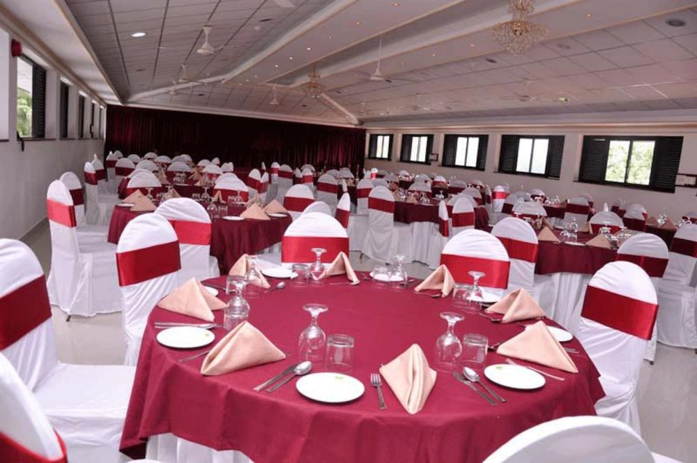 Centauria Hill Resort 50/60
