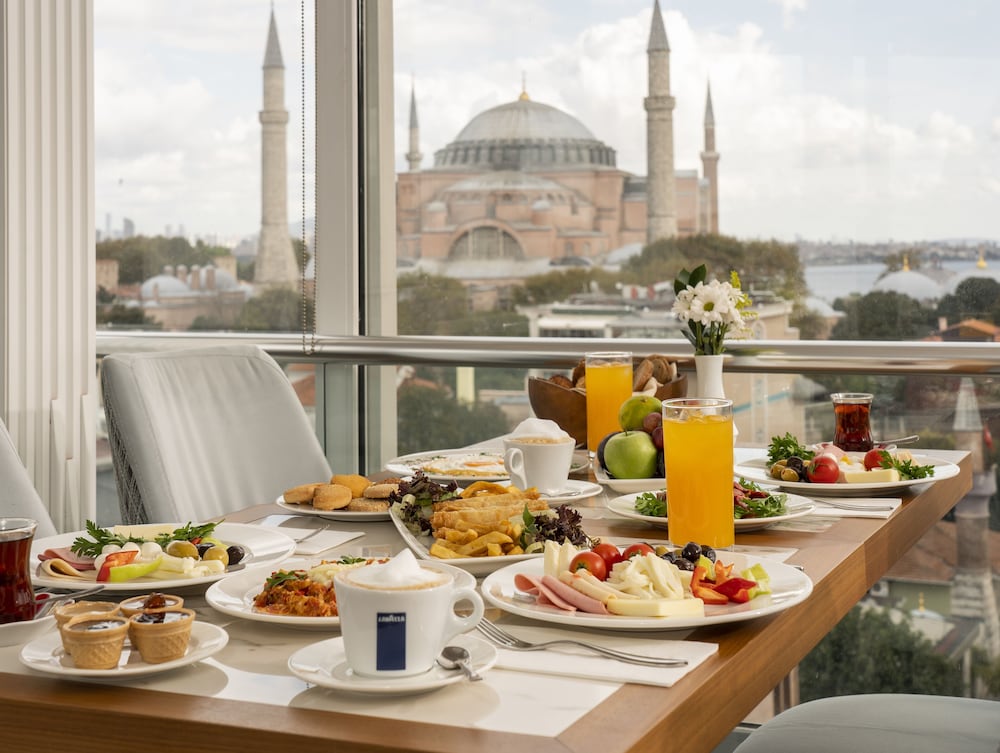 Adamar Hotel Special Category 42/66