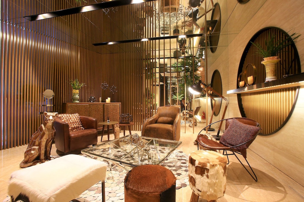 Forestar Hotel 48/52