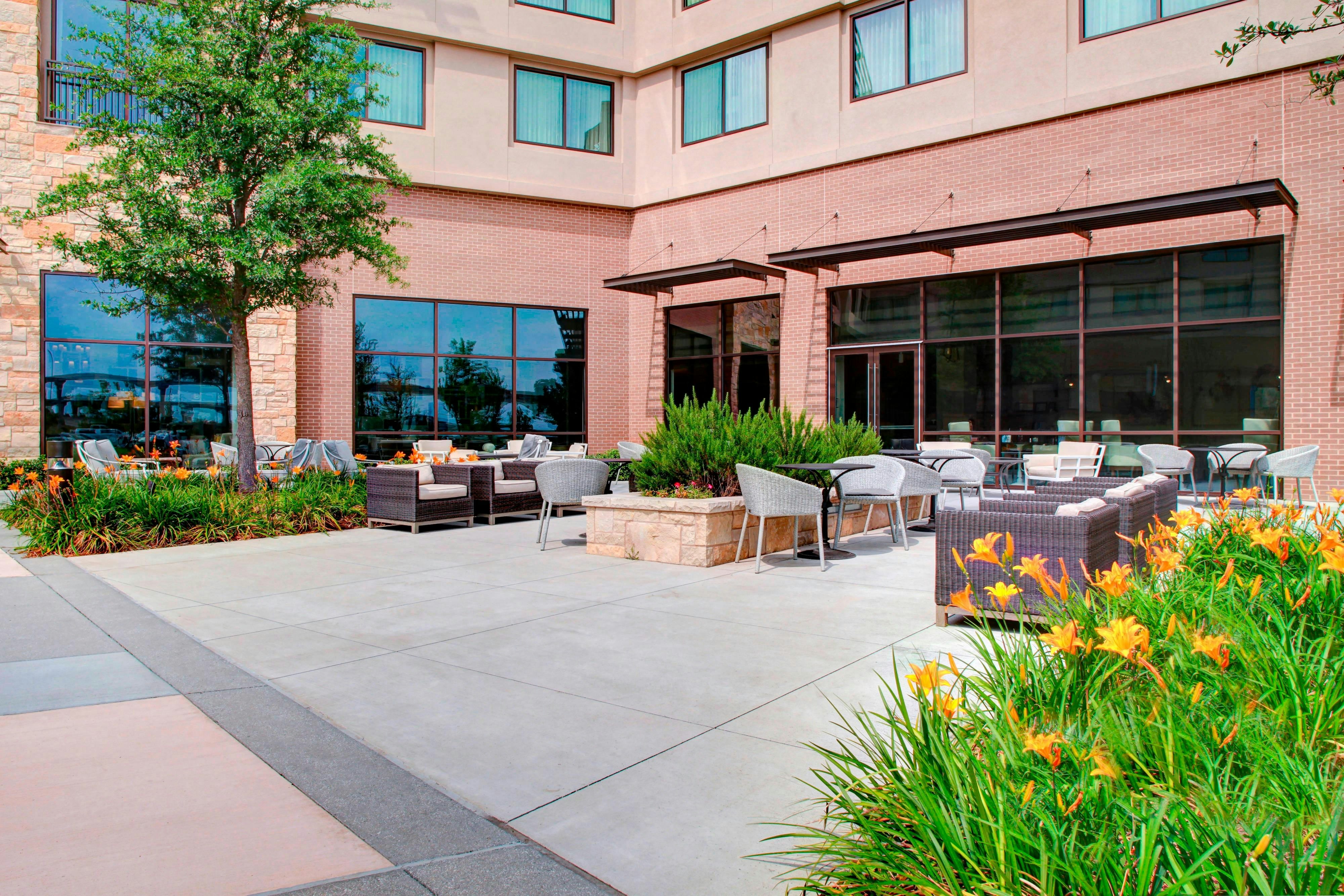 SHERATON MCKINNEY HOTEL 53/54
