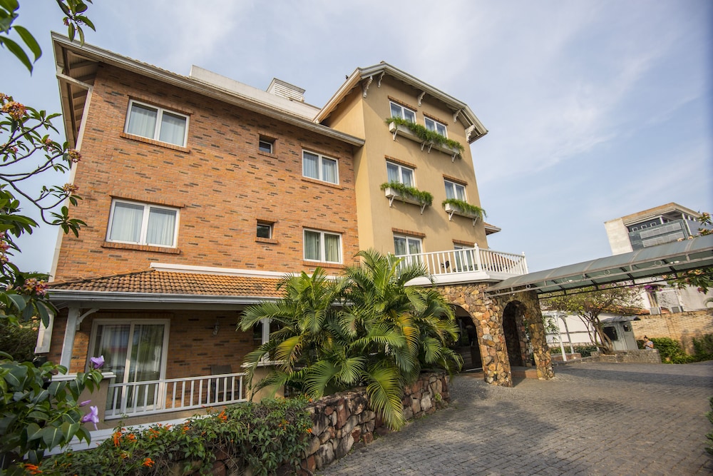 Hotel Villa Morra Suites 4/51
