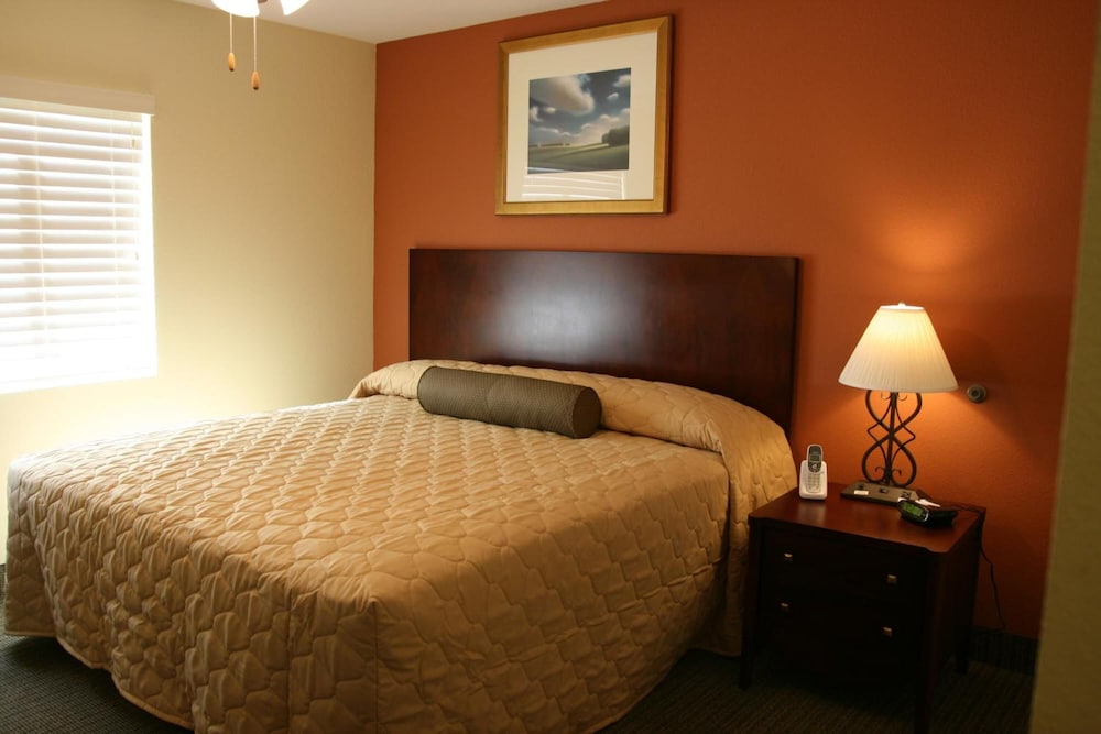 Affordable Suites Mooresville/Lake Norman 13/25