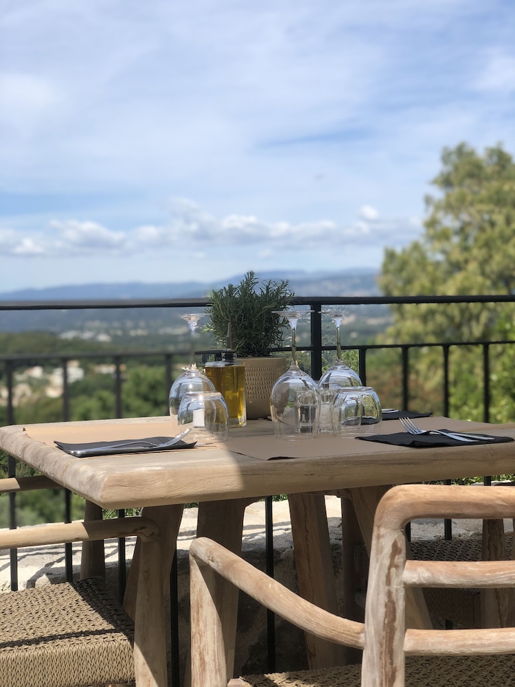 Mougins Luxury Retreats 35/50