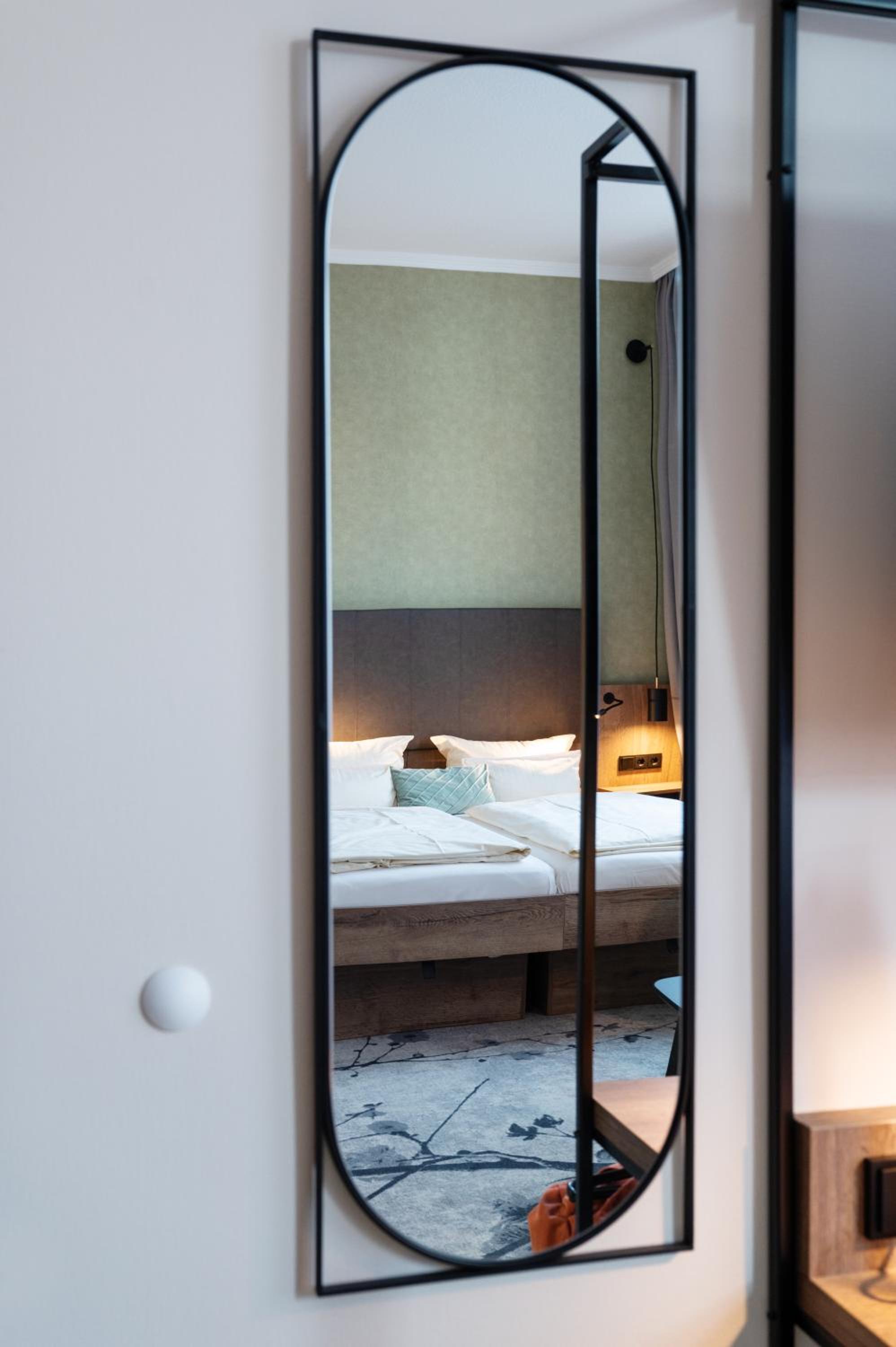 LIHO - Hotel Lindenhof 37/64